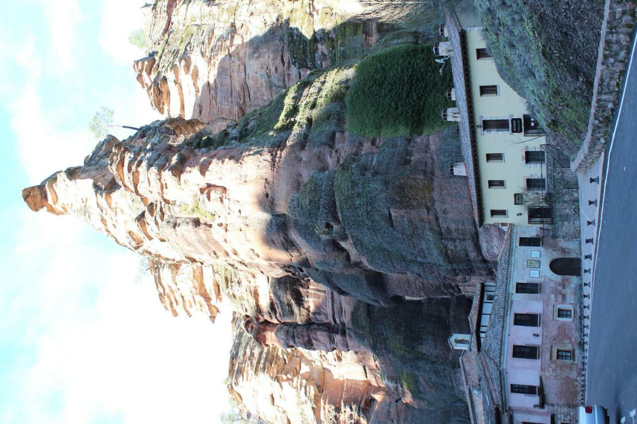 Apartamentos Rurales De La Sexma Del Sabinar Corduente Extérieur photo